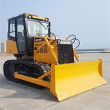 BULDOZER 110HP